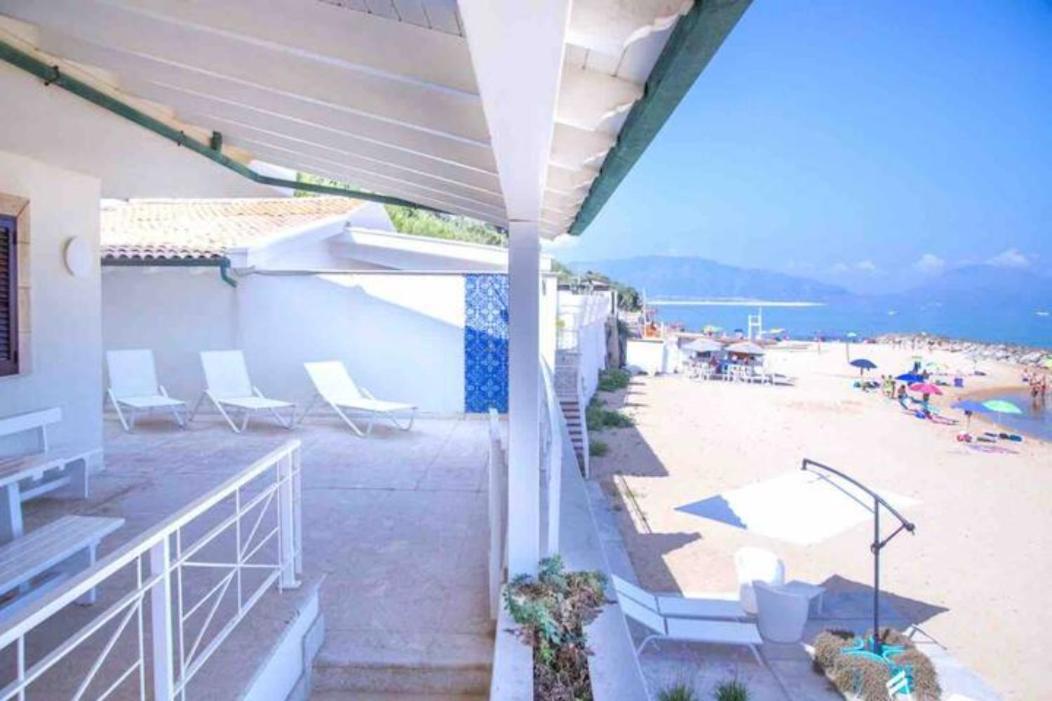 Terrazza Sul Mare Aparthotel Trappeto  Exterior foto