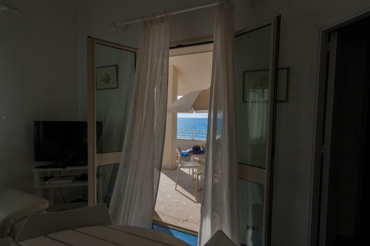 Terrazza Sul Mare Aparthotel Trappeto  Exterior foto